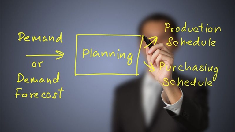 Demand planning view loading trade data into a tariff scenario model